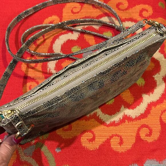 Hobo Darcy Cheetah shimmer suede leather Crossbody/clutch - Picture 3 of 7
